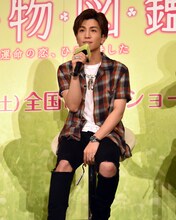 「植物図鑑 運命の恋、ひろいました」公開直前イベントより、岩田剛典。