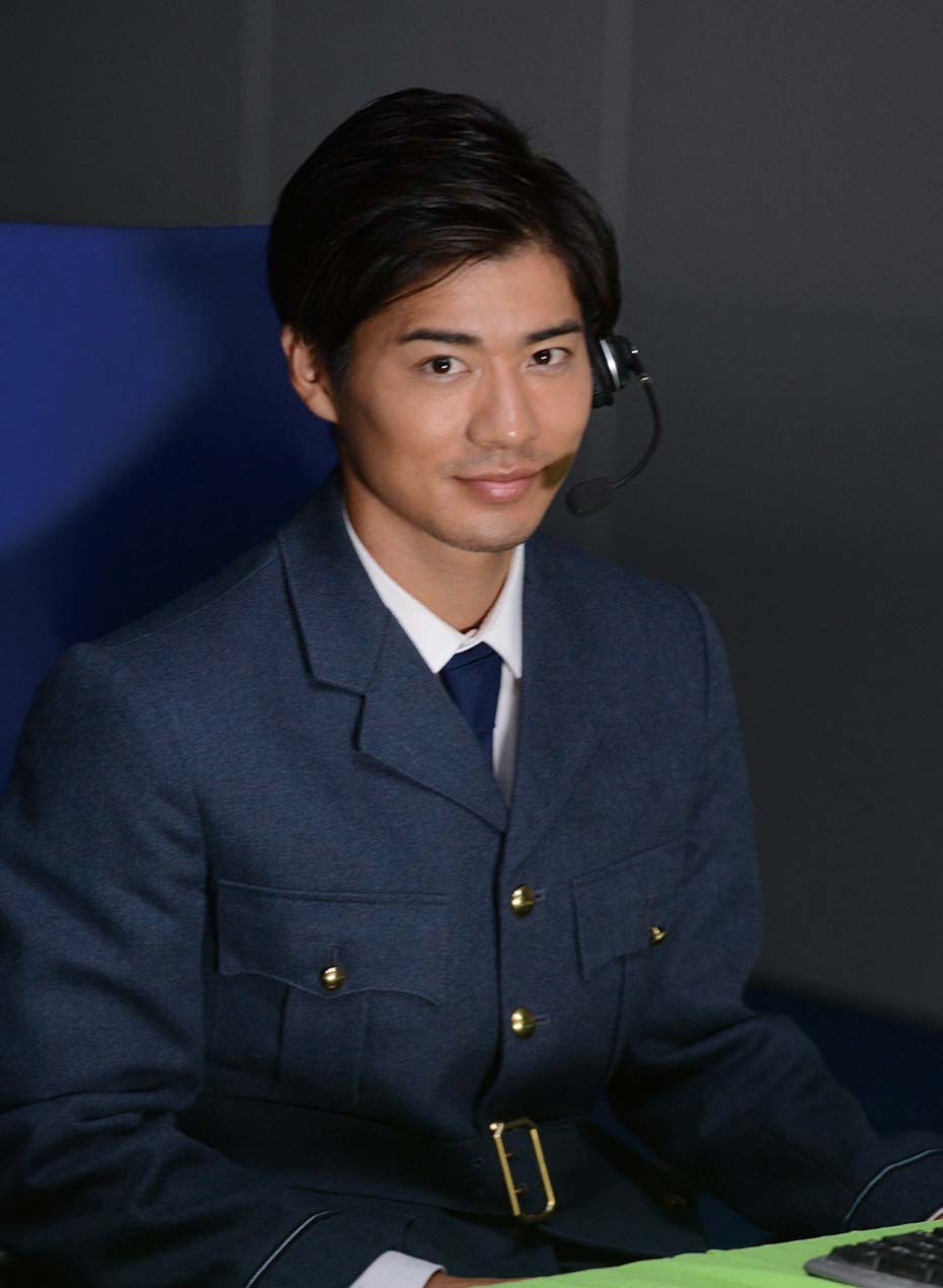「復讐したい」初回限定版DVD封入のブックレットより、辻本達規。