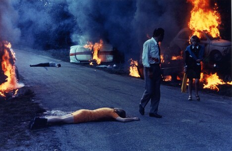 「ウィークエンド」 (c)1967 Gaumont (France) / Ascot Cineraid (Italie)