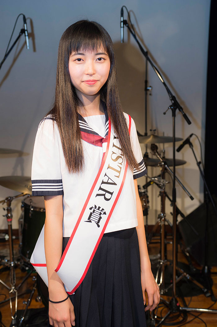 NEXTSTAR賞を受賞した藤咲百恵さん。