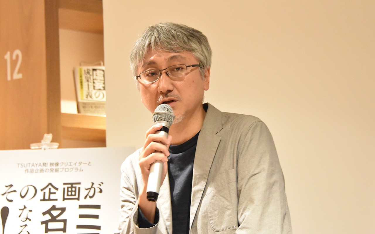 プロデューサーの久保田修。