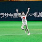 「貞子vs伽椰子」野球対決は伽椰子に軍配、貞子の球速96kmはじき返す