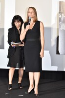 ジョディ・フォスター（中央）