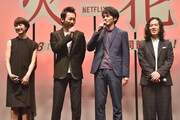「火花」完成披露試写会の様子。