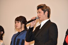 左から広瀬アリス、玉木宏。