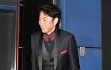 「高台家の人々」の初日舞台挨拶に登壇する市村正親。