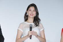 「任侠野郎」初日舞台挨拶より、橋本マナミ。