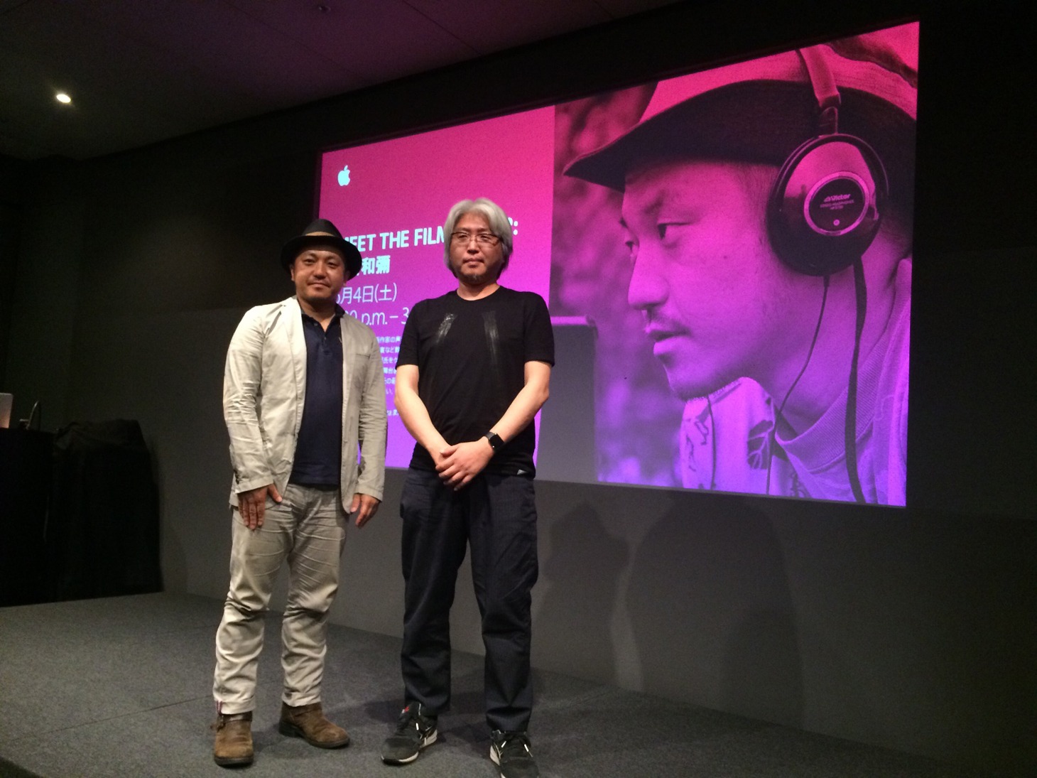 「Meet the Filmmaker」の様子。左から白石和彌、安川午朗。