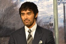 主人公・栗林和幸役の阿部寛。