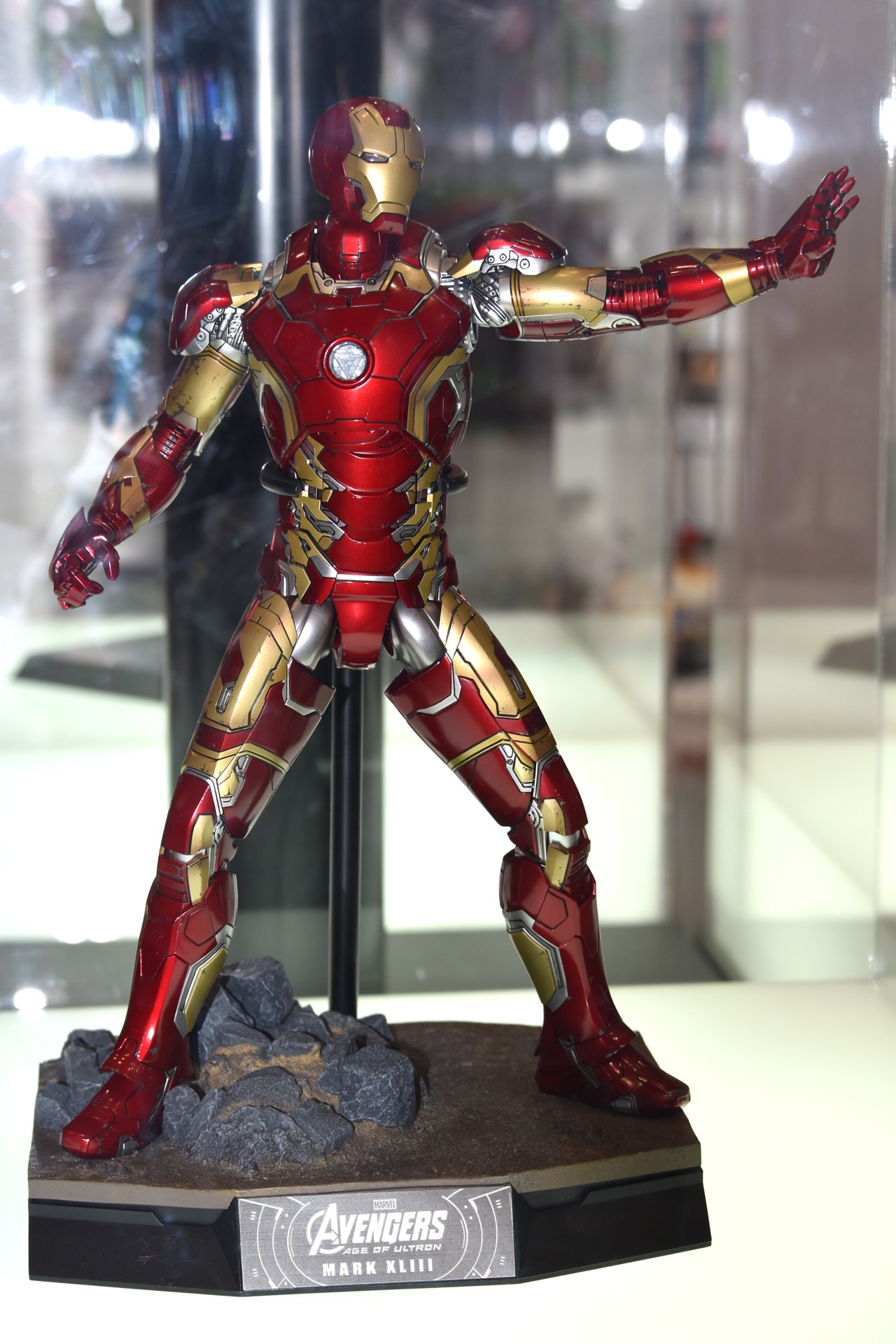 ホットトイズ「【ムービー・マスターピース DIECAST】「アベンジャーズ／エイジ・オブ・ウルトロン」 1/6スケールフィギュア　アイアンマン・マーク43」