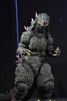 「S.H.MonsterArts ゴジラシリーズ」発表会に登場したゴジラ。