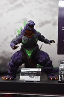「S.H.MonsterArts ゴジラ feat.EVA-01」