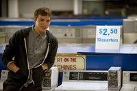 「ダーク・プレイス」より、ニコラス・ホルト。