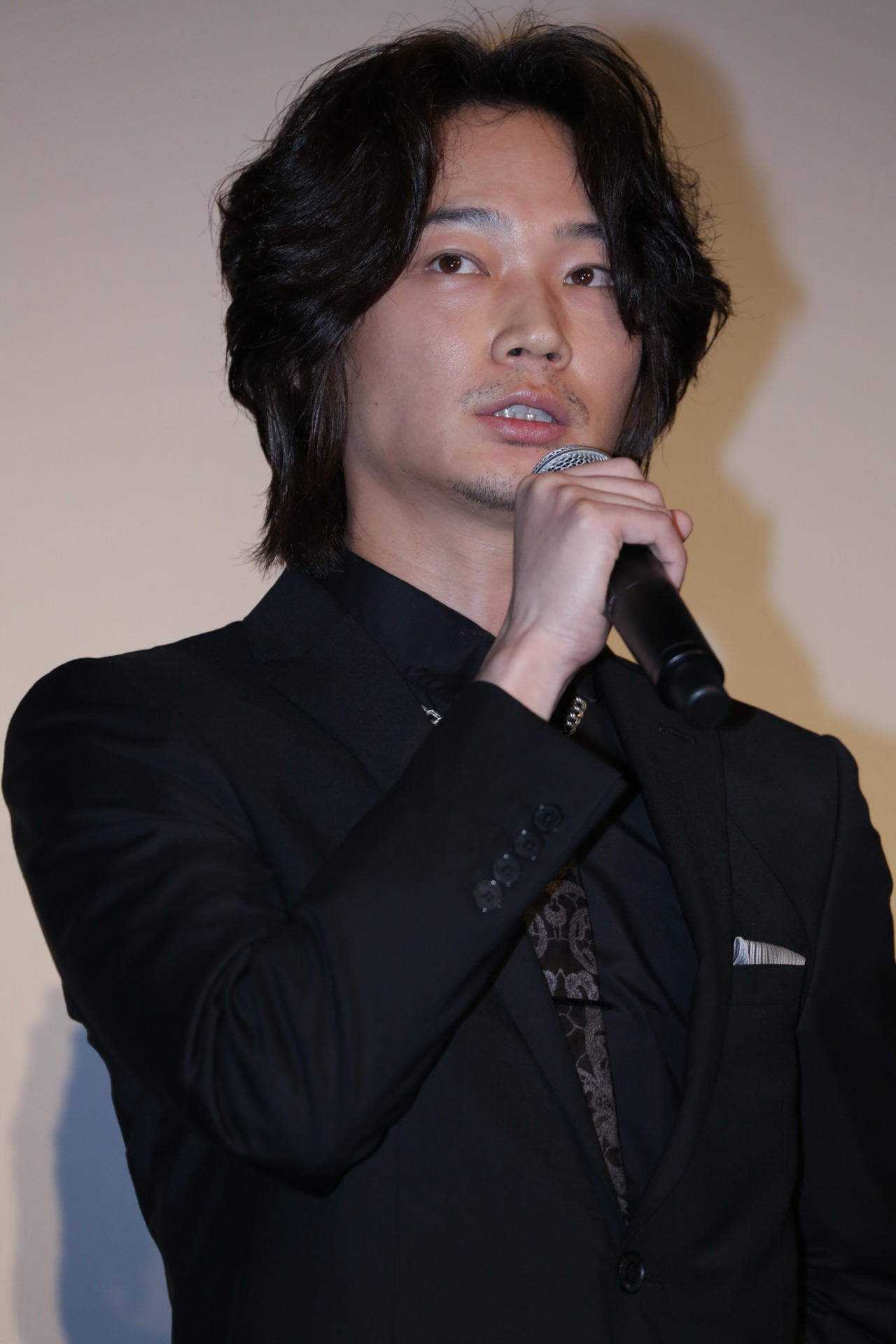 綾野剛