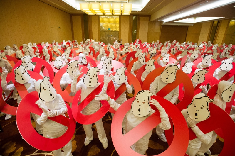 「ゴーストバスターズ」ファンがギネス記録達成、263人の仮装ゴースト集結