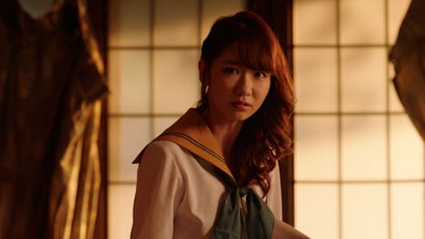 「CROW'S BLOOD」より、柏木由紀。