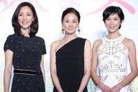 「嫌な女」完成披露プレミアイベントの様子。左から木村佳乃、吉田羊、黒木瞳。