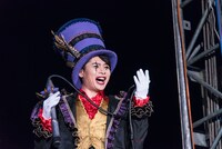 「劇場版 動物戦隊ジュウオウジャー ドキドキサーカスパニック！」より、ドミドル。