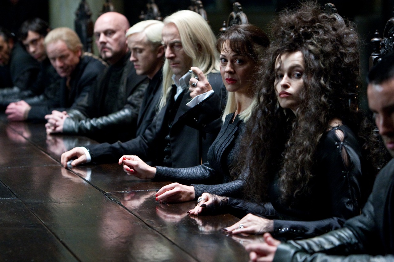 「ハリー・ポッターと死の秘宝 PART1」 TM & (c)2010 Warner Bros.Ent.,Harry Potter Publishing Rights (c)J.K.R.