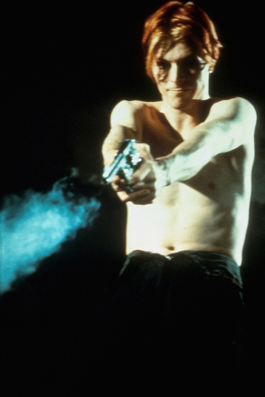 「地球に落ちて来た男」 (c)1976 Studiocanal Films Ltd. All rights reserved.