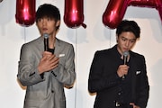 左から窪田正孝、稲葉友。