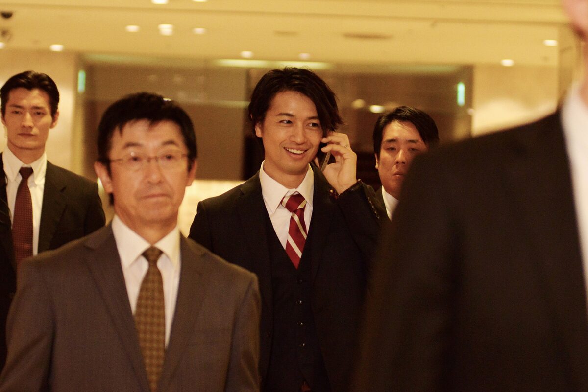 福山雅治主演 Scoop に斎藤工が出演 パパラッチに狙われる若手代議士役 映画ナタリー