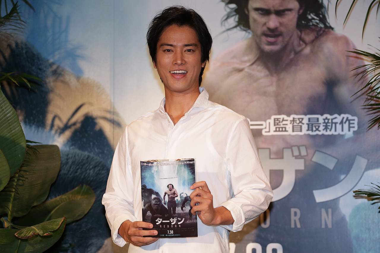 「ターザン：REBORN」公開アフレコに出席した桐谷健太。