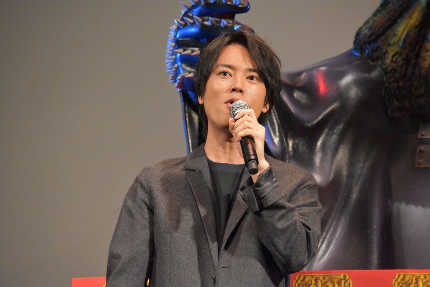 桐谷健太