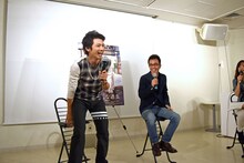 左から山田裕貴、前田司郎。