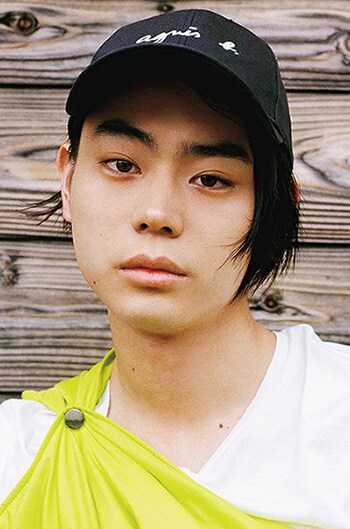 〈俳優 池松壮亮 直筆サイン色紙〉斎藤工 河合優美 松坂桃李 菅田将暉 ドラマ 池松壮亮と菅田将暉がじゃれ合う「セトウツミ」第3弾ビジュアル