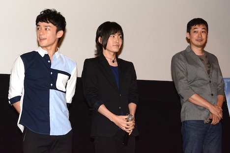 左から五十嵐雅、永塚拓馬、菱田正和。