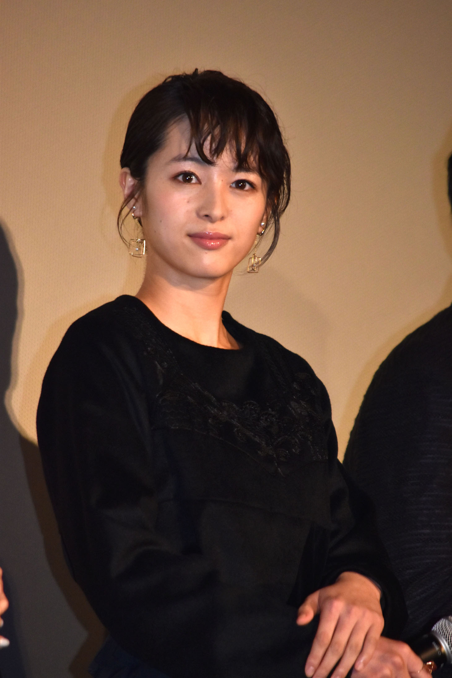 清野菜名