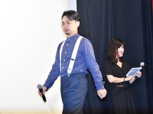 「ディアスポリス－異邦警察－」DVD発売記念イベントより、登壇する浜野謙太。