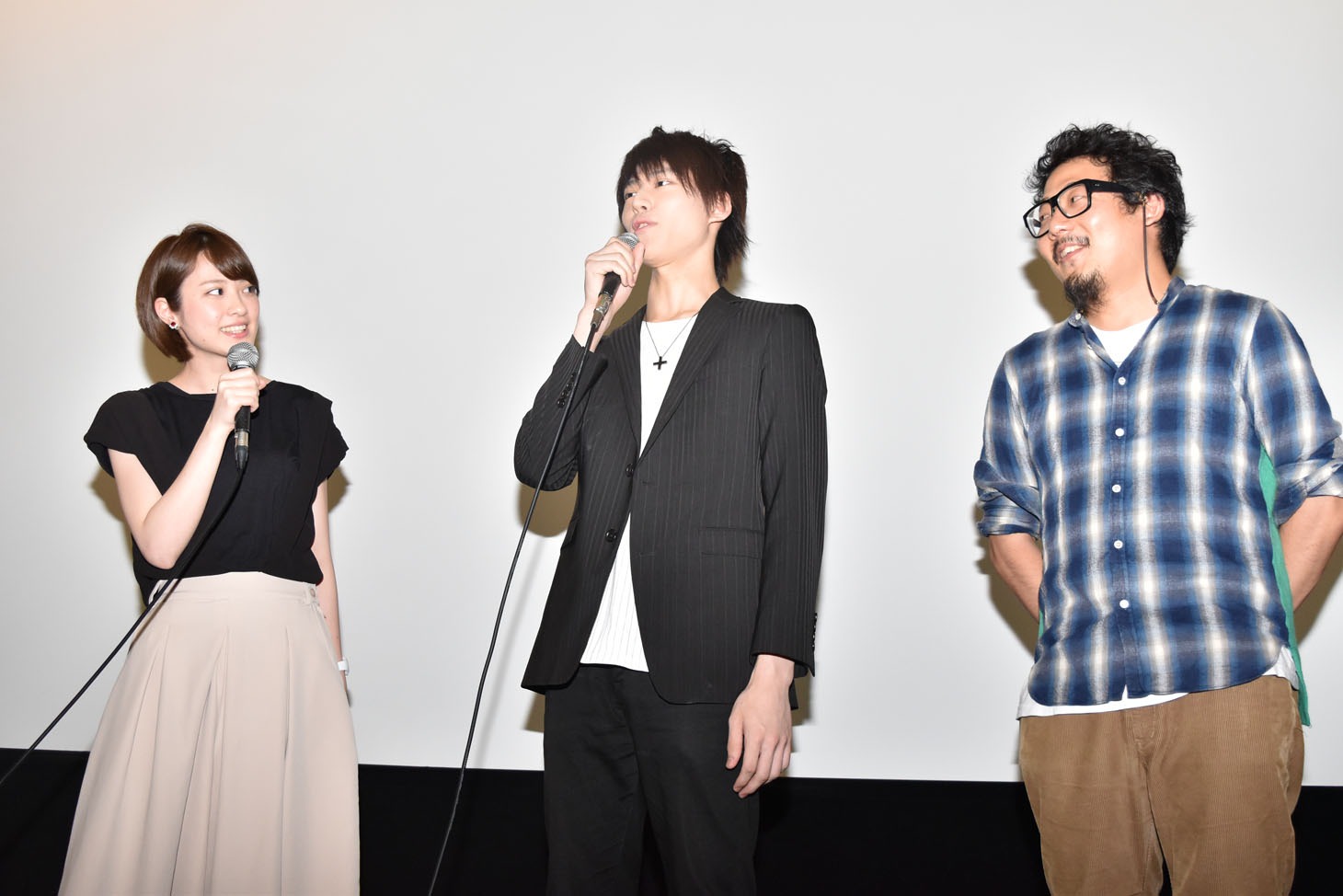 左から加藤葵、山崎大輝、頃安祐良。