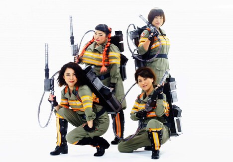 左上から時計回りに渡辺直美、南海キャンディーズのしずちゃん、友近、椿鬼奴。