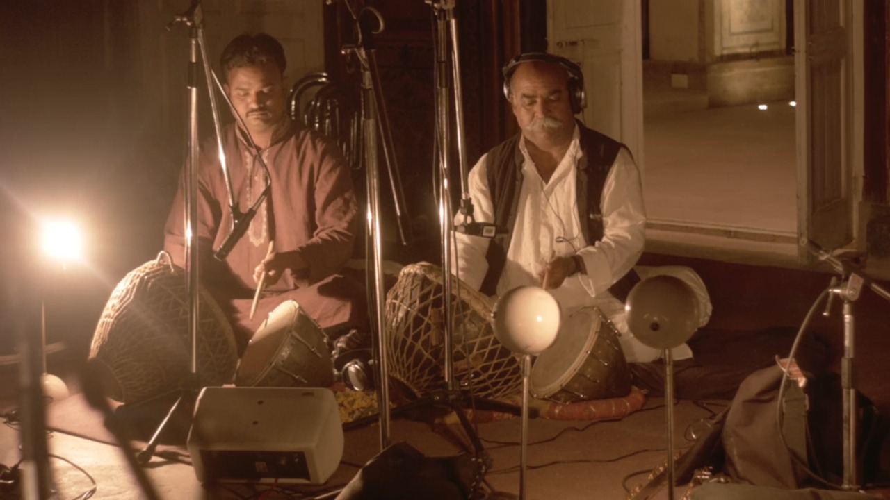 「Junun」