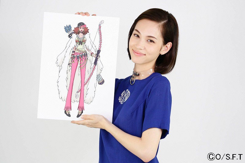 ナオミ・ドランク役を務める水原希子。