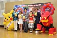 「ポケモン・ザ・ムービーXY&Z『ボルケニオンと機巧（からくり）のマギアナ』」公開アフレコイベントの様子。左からピカチュウ、あばれる君、中川翔子、市川染五郎、松岡茉優、山寺宏一、ボルケニオン。