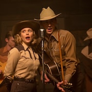 トム・ヒドルストン主演の伝記映画プレミア上映決定、来場者にUS版ポスター進呈