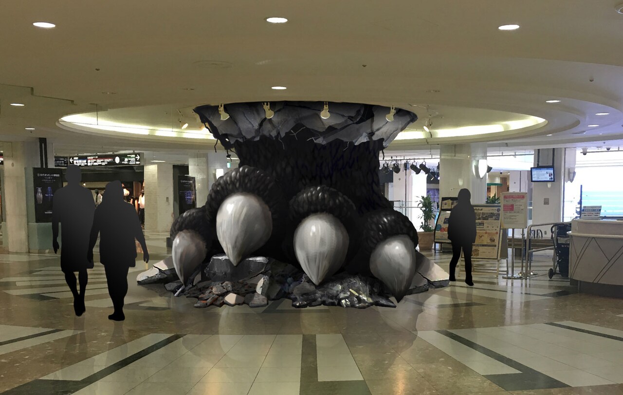 ゴジラが天井破壊!?高さ2m超え、巨大な足のフォトスポットが池袋に