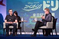 左からアンガス・マクレーン、アンドリュー・スタントン。