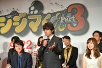 映画「闇金ウシジマくん Part3」「闇金ウシジマくん ザ・ファイナル」のキャスト発表会見の様子。