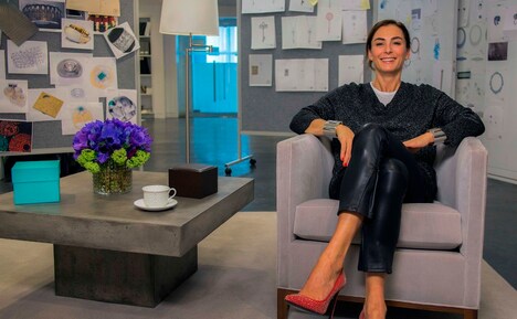 「ティファニー ニューヨーク五番街の秘密」より、ティファニー初の女性デザインディレクター、フランチェスカ・アムフィテアトロフ。