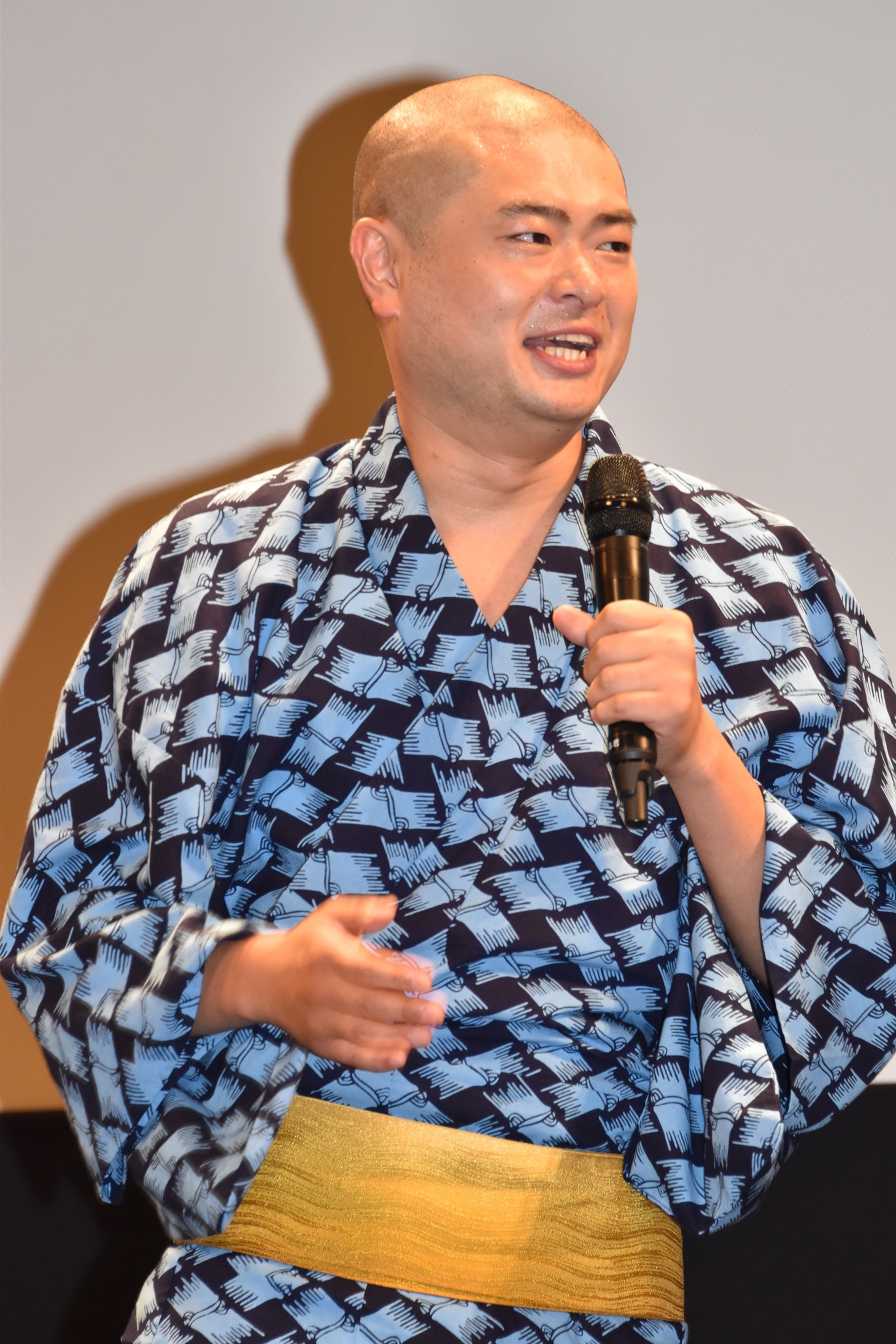 あばれる君
