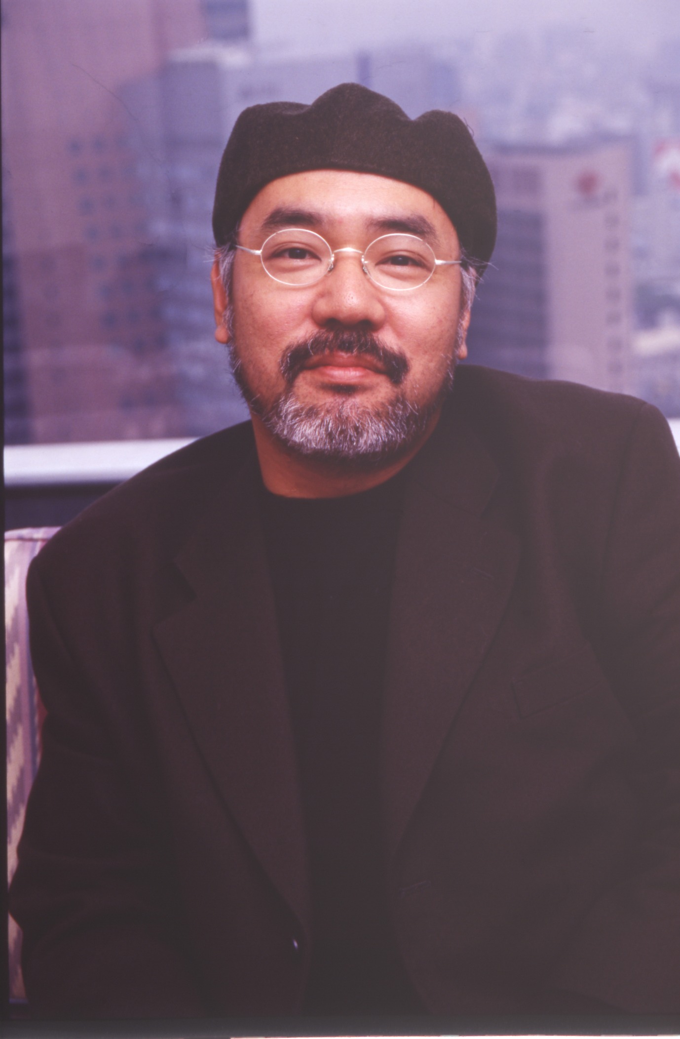 緒方明