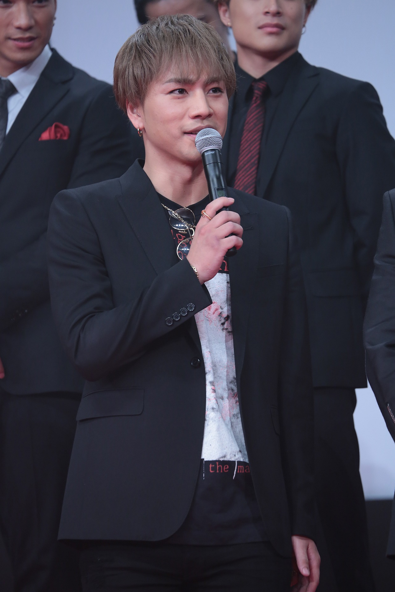 登坂広臣