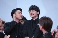 左より山下健二郎、町田啓太。