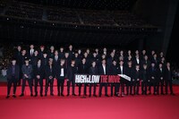 人気画像2位は「『HiGH&LOW』完成披露イベントでAKIRAが岩田剛典のピンチ救う」より、「HiGH&LOW THE MOVIE」完成披露イベントの様子。