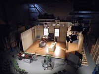 日本映画大学の撮影スタジオ。