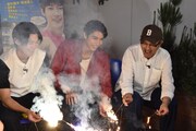 「『森山中教習所』野村周平&賀来賢人、BBQでたった一度の夏休み!」生配信中の様子。